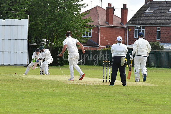 Balderton v Mansfield Hosiery Mills cricket action