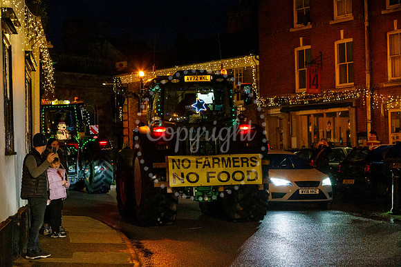 Eye Christmas Tractor Run