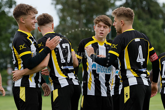 FA Cup - Harleston Town v Walsham-le-Willows
