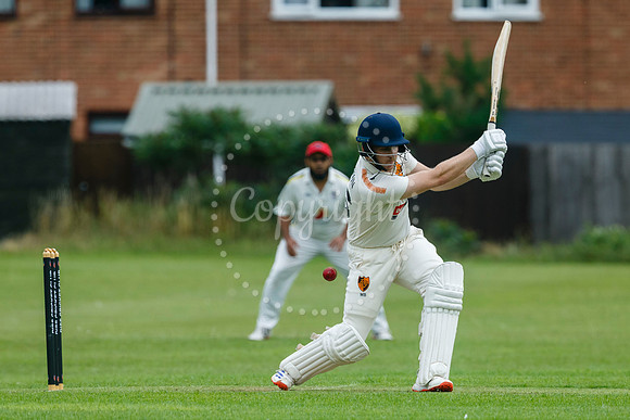 Cricket action from Diss CC v Lowestoft
