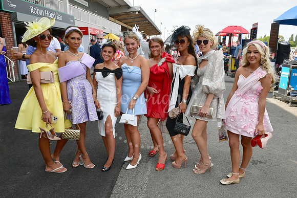 Southwell Racecourse Ladies Day