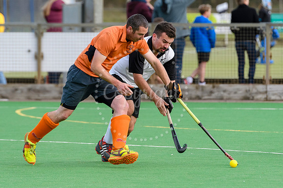 Hockey action from Harleston Magpies Men's 4 v Bury St Edmunds 3