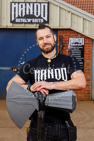 Mando Metalsmith (aka Gordon Coe)