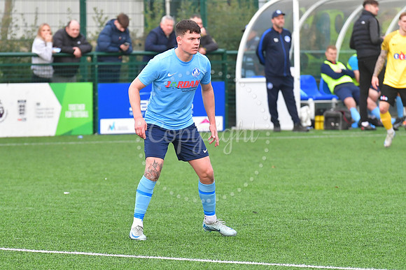 Newark Town  (blue) v Hucknall