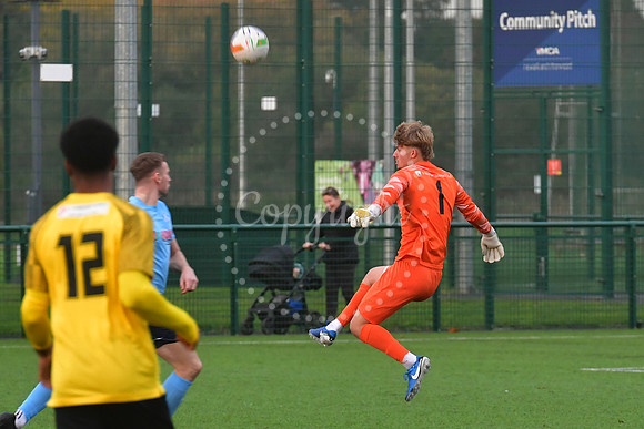 Newark Town  (blue) v Hucknall