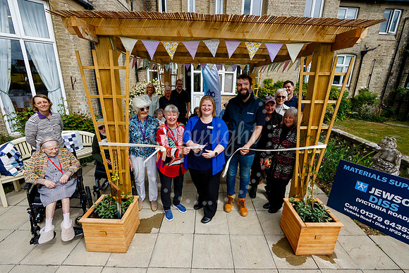 Depperhaugh Nursing Home Pergola
