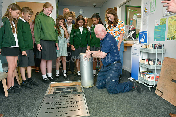 Poplar Farm Primary School Time Capsule