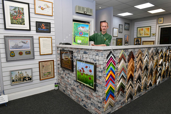 Arcade Framing Gallery, closing down