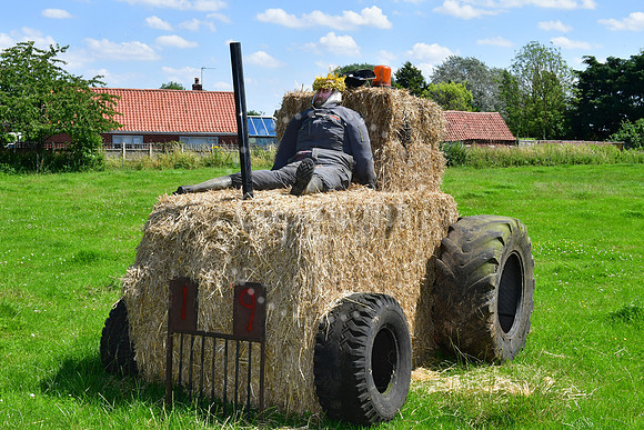Dry Doddington Scarecrow trail