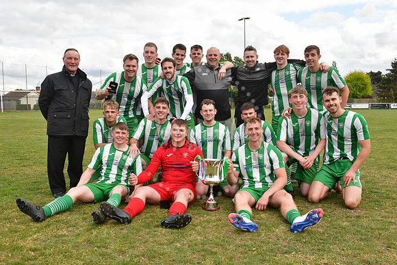 Willie Hall Cup Final. Holy Trinity (Green) v Rose and Crown (Bl